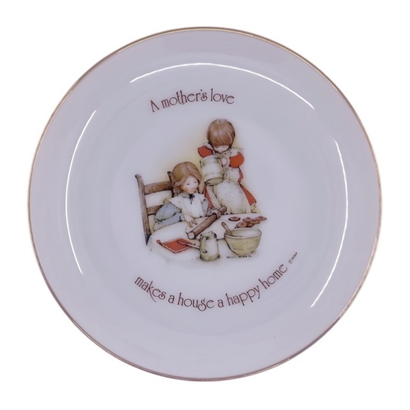 Vintage Lasting Memories:‎ A Mother's Love Makes a Happy Home - Picture 1 of 4